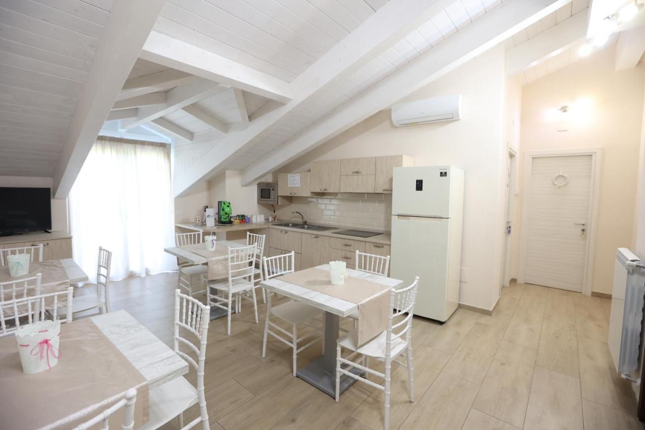 B&B Oliveto Caserta Buitenkant foto