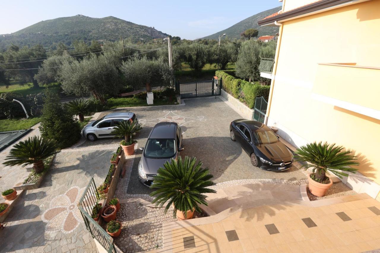B&B Oliveto Caserta Buitenkant foto