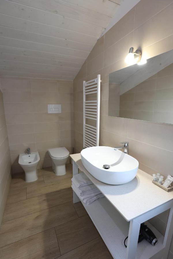 B&B Oliveto Caserta Buitenkant foto