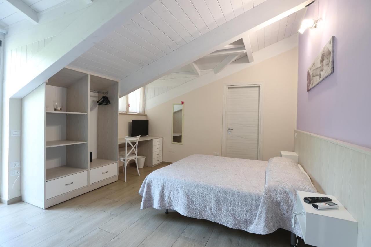 B&B Oliveto Caserta Buitenkant foto